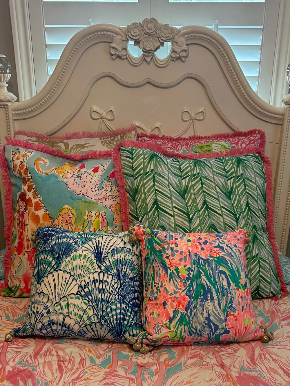 Set of 2 Lilly Pulitzer “Hold your horses” embroidered reversible pillows 12x12